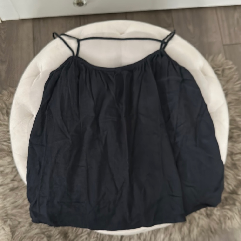 H&M - Women’s Flowy Top w/ Spaghetti Straps - M